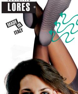 Seniorita Lores - Knee Over Knee and Socks