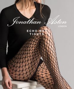 Jonathan-Aston-Seasonable-Fashion-2018-15