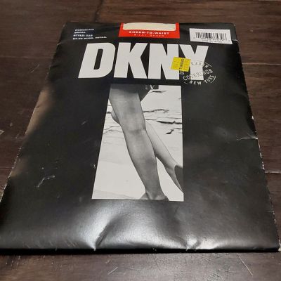 Donna Karan DKNY Sheer Pantyhose Ivory Size Small Style 115