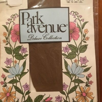 PARK AVENUE DELUXE COLLECTION NYLONS PANTY HOSE QUEEN 1X - 2X DAY SHEER BEIGE