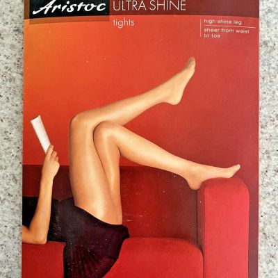 Aristoc Ultra Shine 10 Denier Black Tights (S)