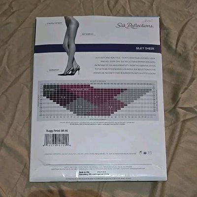 HANES Silk Reflections 717- Pearl - Size CD - Control Top Sandalfoot Pantyhose!