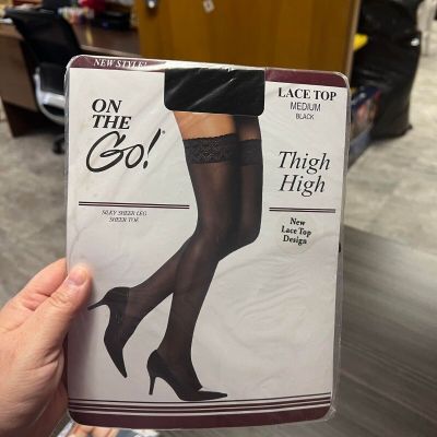 on the go - lace top medium stockings