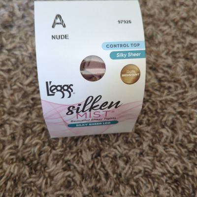 Leggs Womens Silken Mist Ultra Sheer Run Resist Technology Size A NUDE 9792