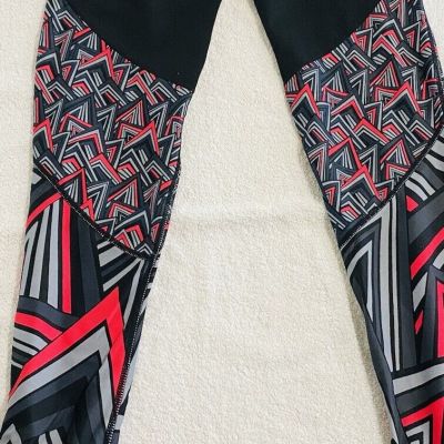 Fabletics Women’s Leggings Size XS Black And Geometric Print Ankle Stretch