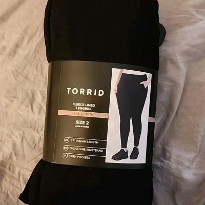 Torrid Size 2 Black Fleece Lined Leggings Full Length NWT With Pockets