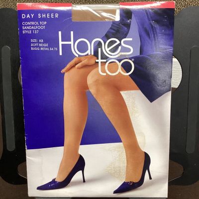 Hanes Too Day Sheer Control Top Pantyhose Size AB Soft Beige Style 137