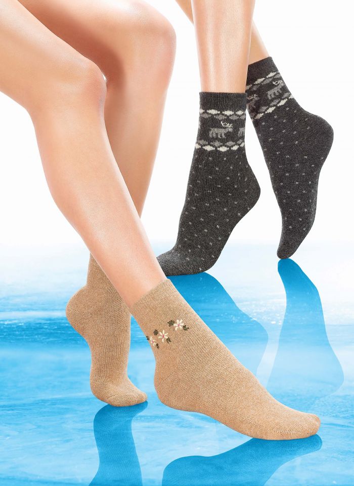 Marilyn Marilyn-winter-2012-48  Winter 2012 | Pantyhose Library