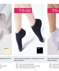 Giulia-Socks-And-Boots-2014-5