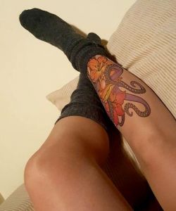 Octopus-Embrace-Tattoo-Printed-Tights-Pantyhose