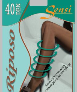 Relaxing matte-finish tights with massage effect