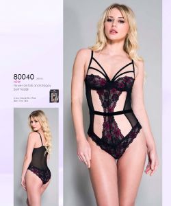 Music-Legs-Lingerie-Catalog-2019.20-225