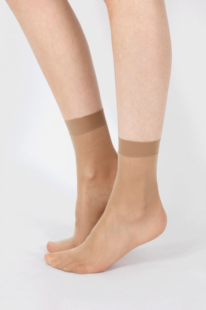 Aristoc Aristoc 15 Denier Ultimate Shine Ankle Highs Nude  Ultimate Collections2021 | Pantyhose Library