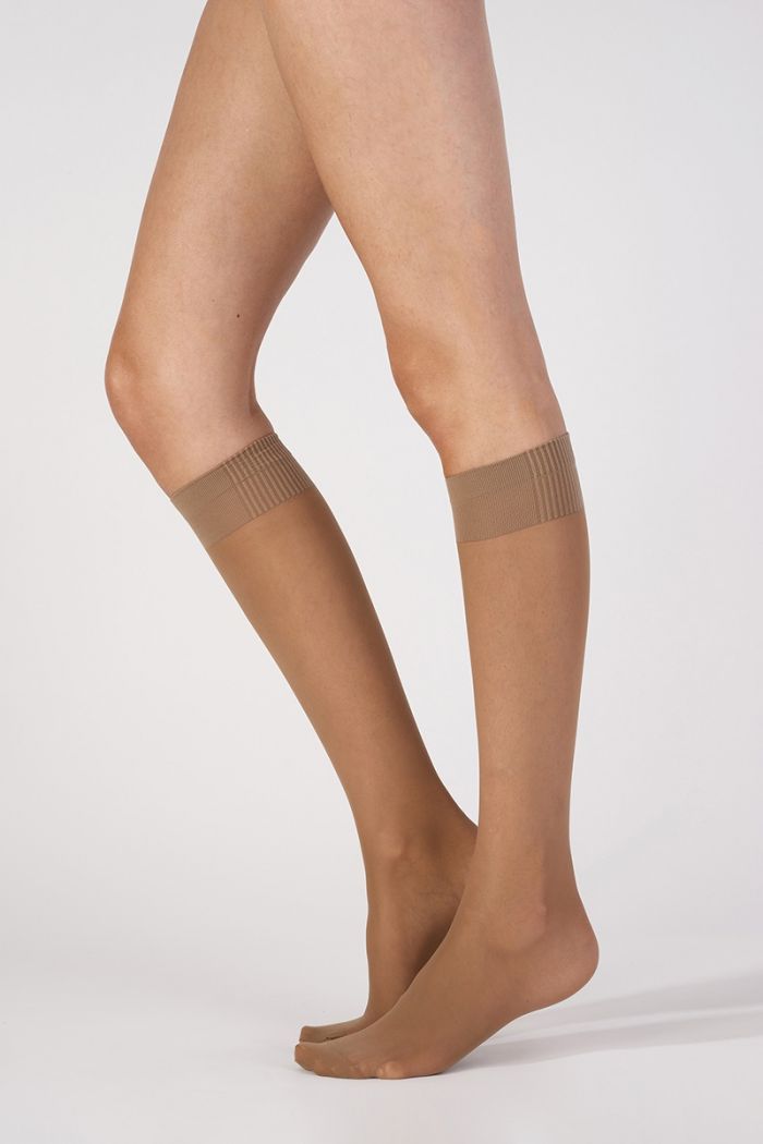 Aristoc Aristoc 15 Denier Ultimate Shine Knee Highs Nude  Ultimate Collections2021 | Pantyhose Library