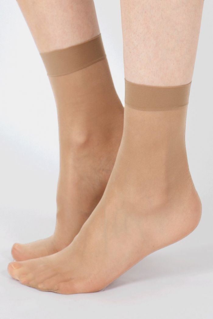 Aristoc Aristoc 15 Denier Ultimate Shine Ankle Highs Nude  Ultimate Collections2021 | Pantyhose Library