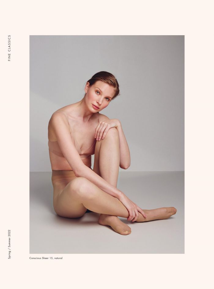 Vogue Vogue-ss22 Catalogue Web-8  Ss22 Catalogue Web | Pantyhose Library