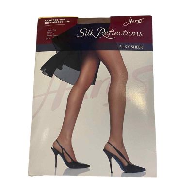 Hanes Silk Reflections 718 Control Top Barely There Pantyhose CD