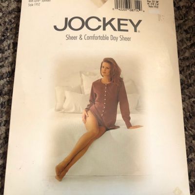 NIP Jockey Women's Antique White Sheer Control Top Pantyhose S