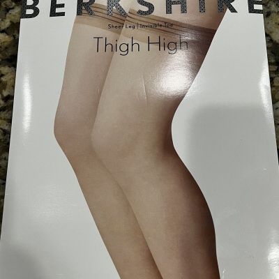 NEW! Berkshire Thigh High Off Black Stockings Sz A-B Small Sexy Nylon