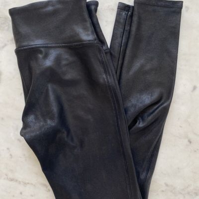 SPANX Black Faux Leather Leggings Women’s Size M Medium Black Shapewear Shiny