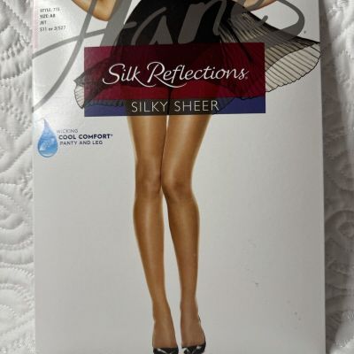 New Hanes Silk Reflections Silky Sheer Non Control Top Jet Pantyhose Size AB 715