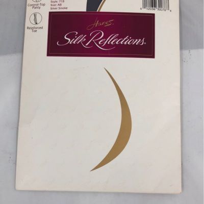 Hanes Silk Reflections Silky Sheer Reinforced Toe Pantyhose Style 718 Sz AB