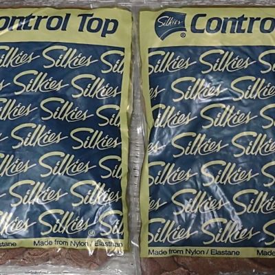 2 Pairs Vtg Silkies Control Top Queen Pantyhose Beige 752 USA