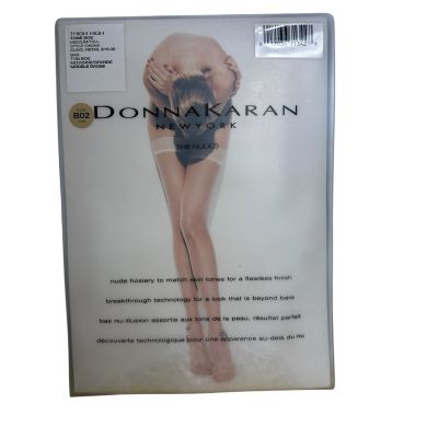Donna Karan The Nudes Thigh High Hosiery Pantyhose Style 00N06 Tone B02 Tall