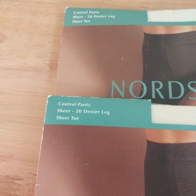 2 Pair Nordstrom Sheer Control Top Pantyhose Size Plus 20 Denier Vanilla   New