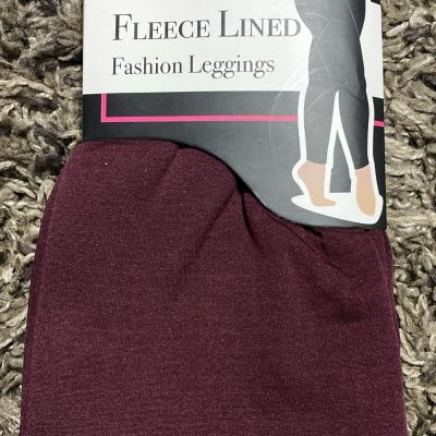 Maroon Fleece Lined Fashion Leggings  Plus Size 1XL/2XL New With Tags