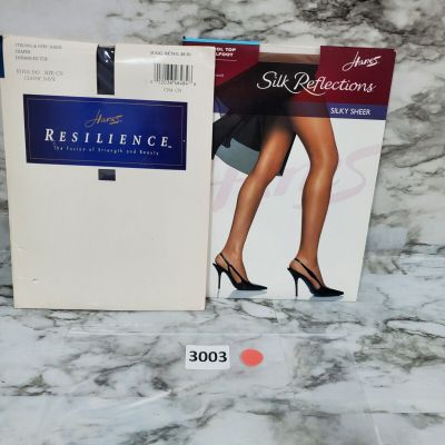 Lot of 2 Hanes Pantyhose Women's CD Navy Brown Silk Reflections Resilience Sheer