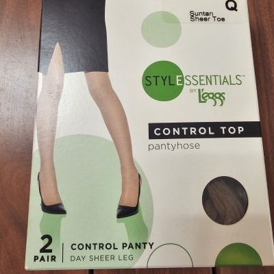 New 2 Pair Leggs Sheer Toe Style Essentials Control Top Pantyhose Q Suntan