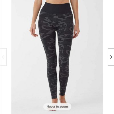 Splendid Women's Studio Activewear Seamless Workout Leggings(BLK CAMO,M)NWOT