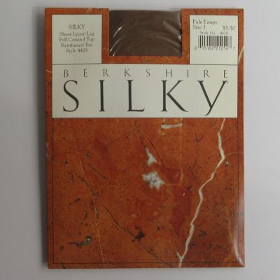 Berkshire SILKY Sheer Lyrca Leg Control Top Pantyhose Style 4428 Pale Taupe Sz 4
