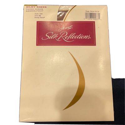 Hanes silk reflection sheer thigh high sandlefoot 720 size AB beige barely there