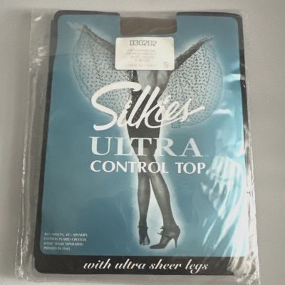 Silkies Ultra Control Top Pantyhose Nylons Spandex Sz Medium Beige Honey Italy