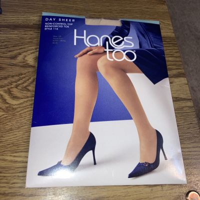 Hanes too Pantyhose Sz AB  style 116 sheer NEW OLD STOCK