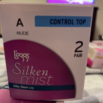 NIB L'eggs  Silken Mist Women's Control Top Pantyhose 2 pair - Nude A