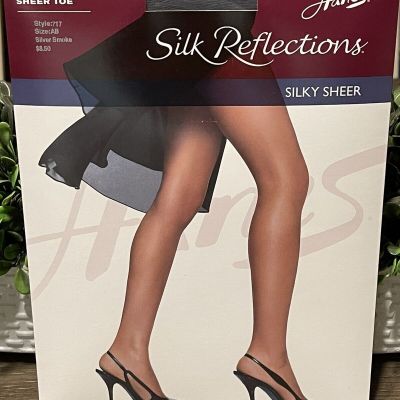 Hanes Silk Reflections Sheer toe Control Top Silky Sheer Silver Smoke AB 717