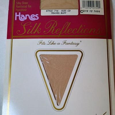 VTG Hanes Silk Reflections Thigh Highs Silky Sheer Travel Buff Size CD Style 716