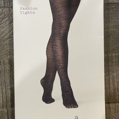 A New Day Black Tiger Striped Patterned Fashion Tights S/M New