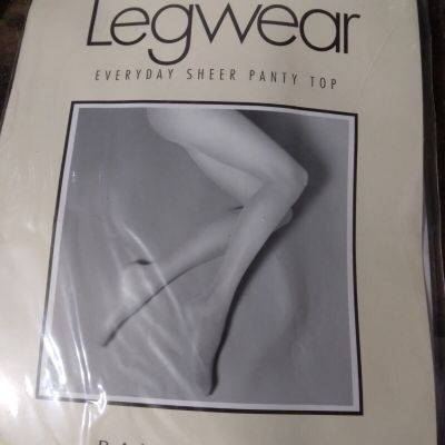 2 VTG Avon Legwear Everyday Sheer Pantyhose Size  E - LIGHT BEIGE & IVORY