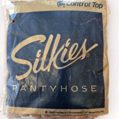 Silkies Control Top Women's X-Tall Beige Package Made In USA Nylon Pantyhose