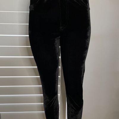 Woman’s Style & Co Black Velour Leggings Back Pockets Size Small
