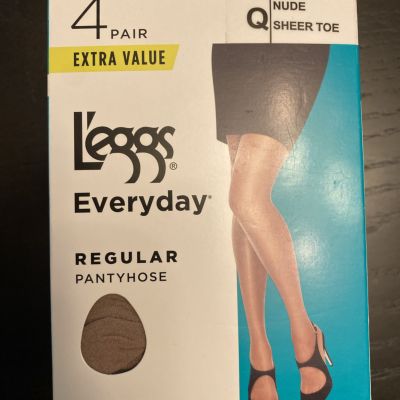 New Women's  4 pair Leggs Everyday Regular Sheer Toe Nude Pantyhose Size Q