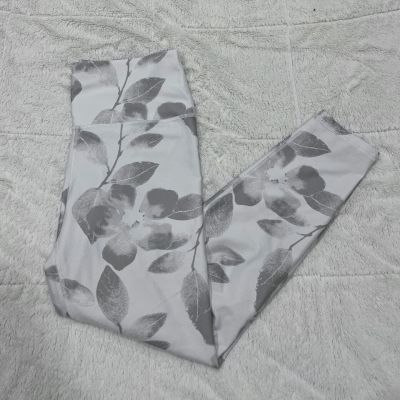 Elevate your style with these stunning Floral Aerie Leggings in Size Large.????????