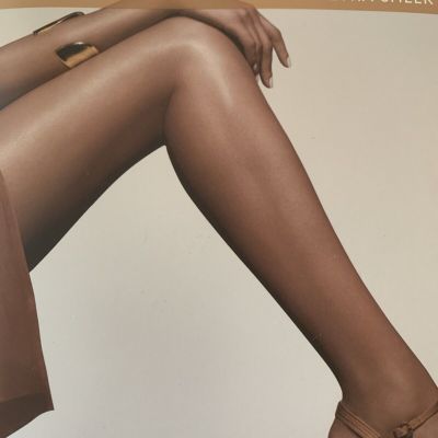 Hanes Control Top Sandalfoot Absolutely Ultra Sheer Size B Jet Pantyhose 707