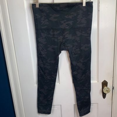 Spanx High Waisted Camouflage Seamless Stretch Legging W-460 Plus Size 2X