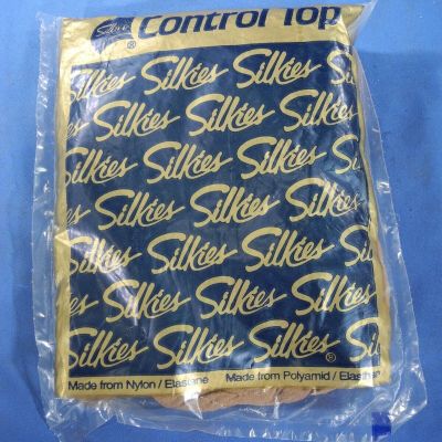 Silkies Control Top Small Nude Natural Pantyhose 070101 NEW (Free Shipping!)