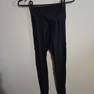 Halara Softlyzero Crossover Pocket Plain Leggings Black New With TAGS Small